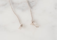 Load image into Gallery viewer, Bracelet 85 in Grey Silk/Silver