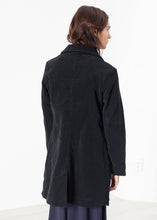 Load image into Gallery viewer, Griffon Coat in Black
